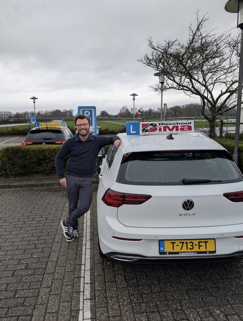 Mark geslaagd bij Rijschool BiMa